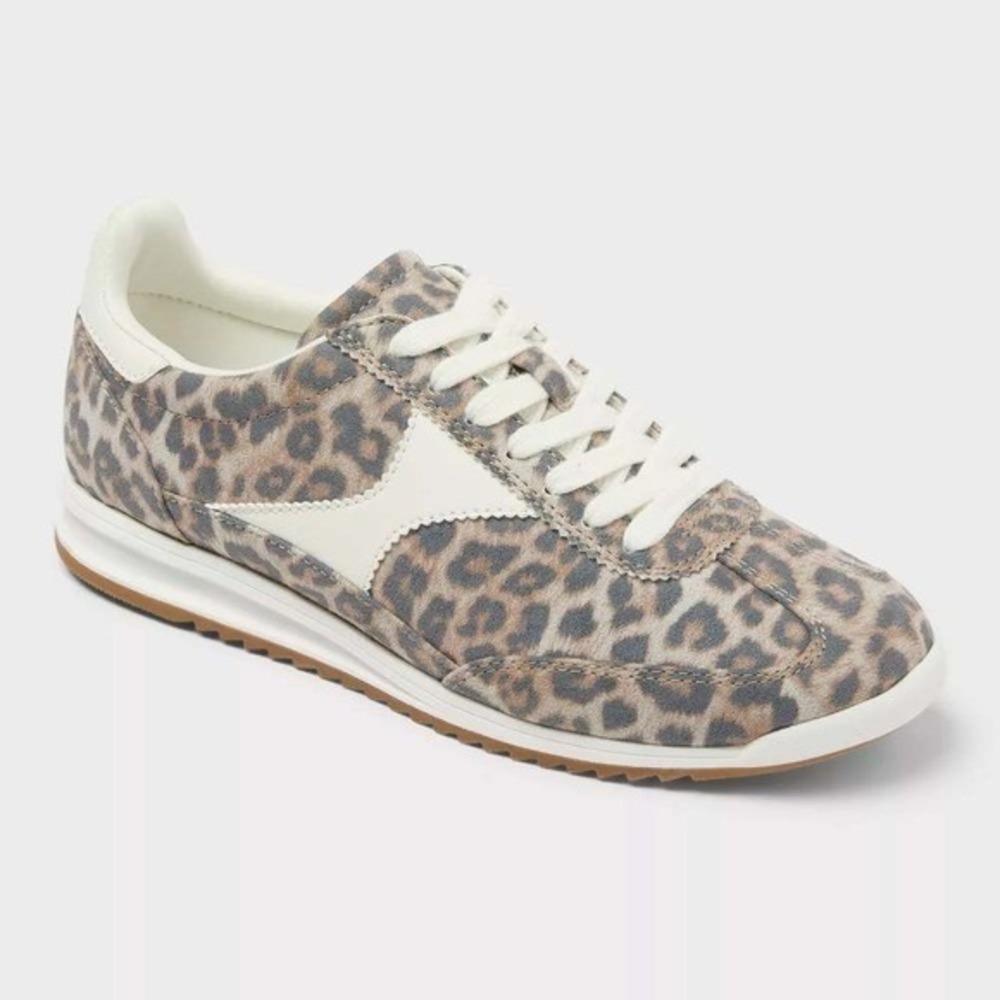 Universal Thread Skyler Sneakers Light Brown Size 6.5 New With Tags